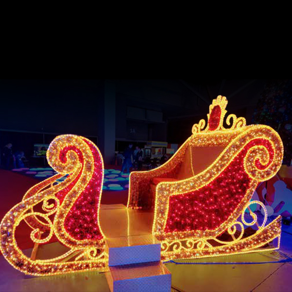 Ultraluxe Holiday Sleigh (All Garland)