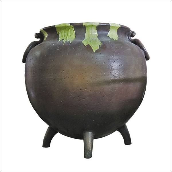 Tema Pod "Witch Couldron" Photo Op