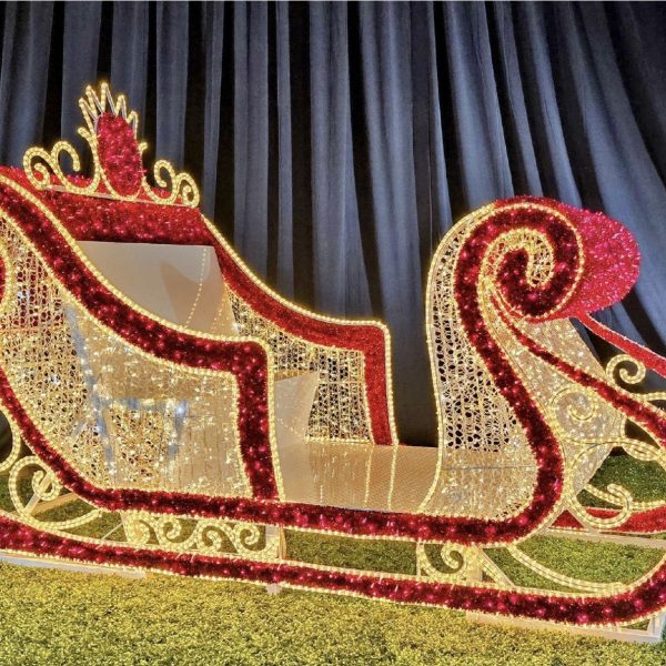 Ultraluxe Holiday Sleigh (Garland & Mesh)