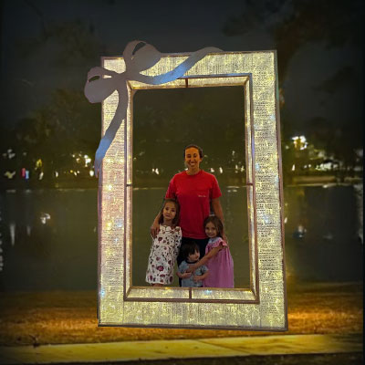 9' Gold Photo Frame - Photo Op Display
