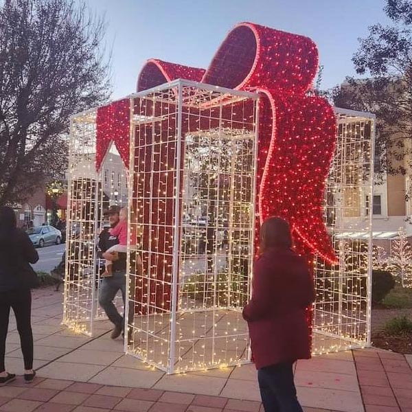 3D Walkthrough Gift Box Red