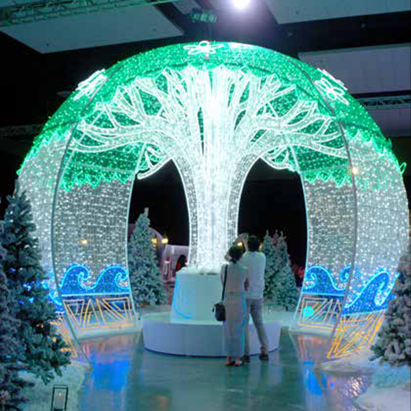 Walkthrough Tree Globe